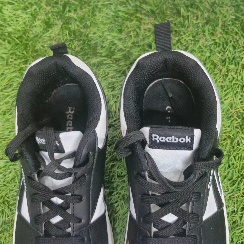 Reebok Royal Complete Kids Size 4 Black White Colorblock Low‎ Top Sneakers